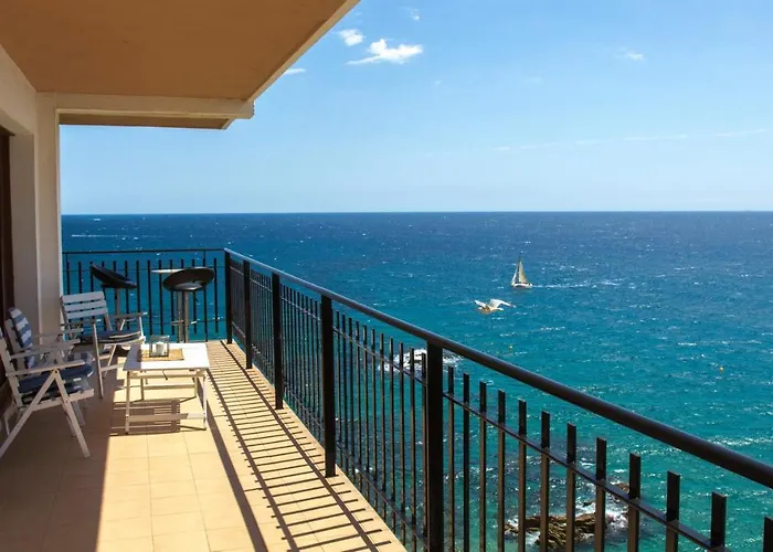 Apartmán Spacious Seafront *