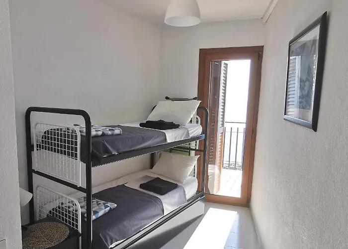 Spacious Seafront Apartmán *